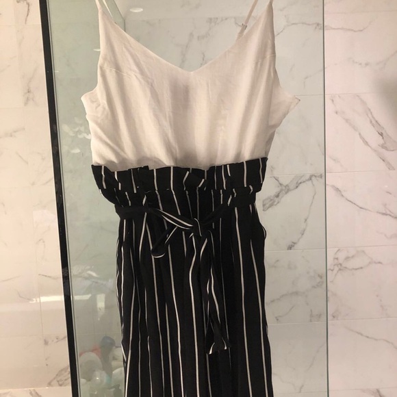 Black and white striped jumpsuit - Picture 2 of 5